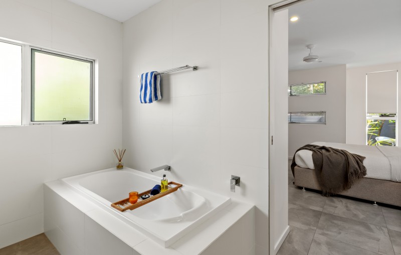 27 OakBeach HighRes 23