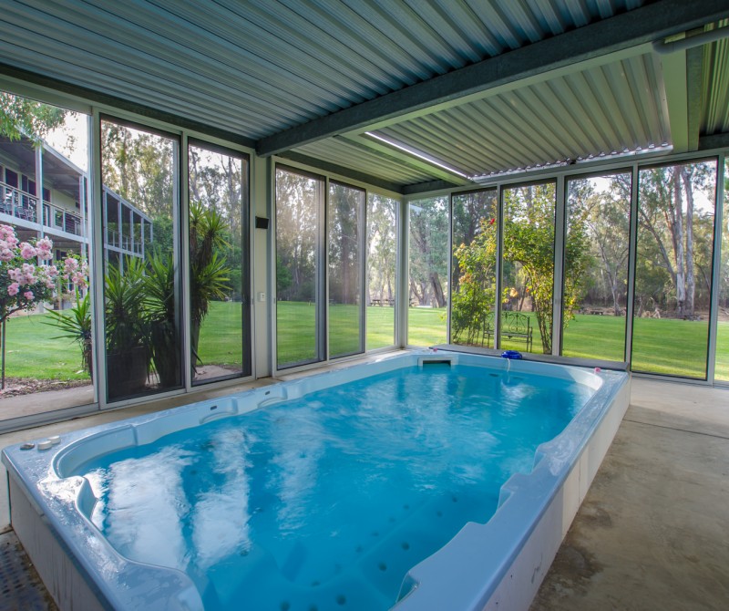 4 Cape Horn Vineyard Heated Spa Room